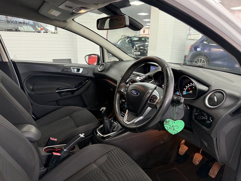 Used Ford Fiesta 2015 for sale - 77609052: Photo 21