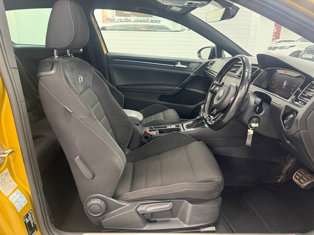 Used Volkswagen Golf 2018 for sale - 76776639: Photo 26