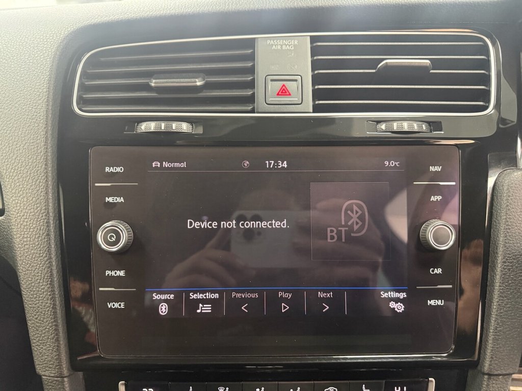 Used Volkswagen Golf 2018 for sale - 76776639: Photo 44