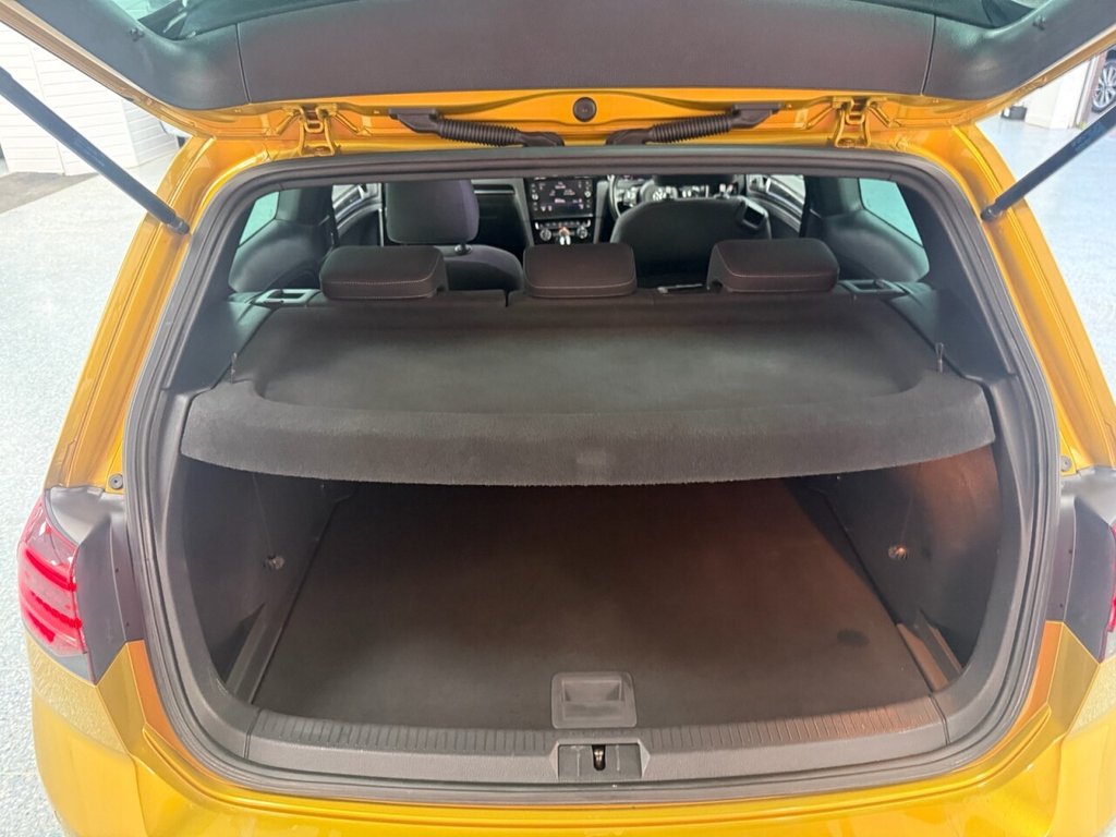 Used Volkswagen Golf 2018 for sale - 76776639: Photo 8