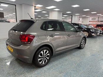 Used Volkswagen Polo 2021 for sale - 76776700: Photo