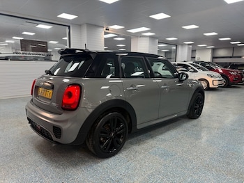 Used MINI Hatch 2017 for sale - 77037803: Photo