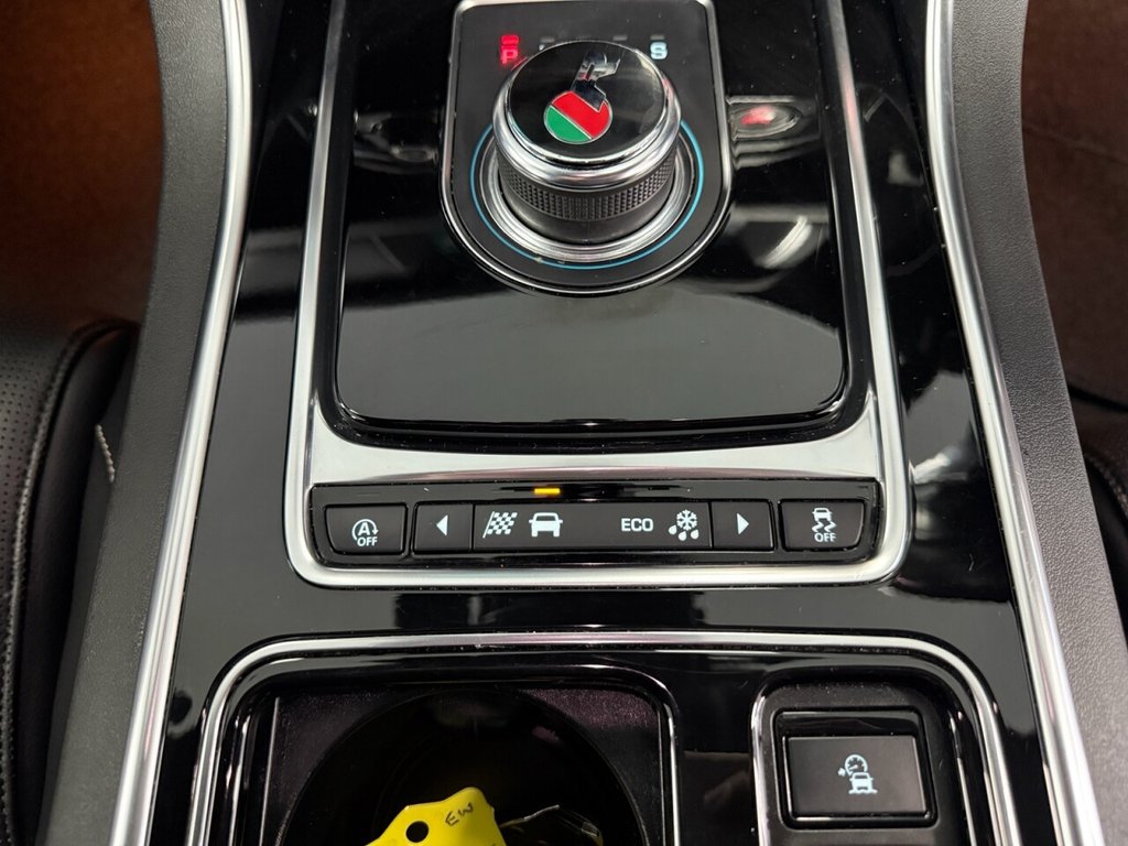 Used Jaguar XF 2019 for sale - 77764734: Photo 41