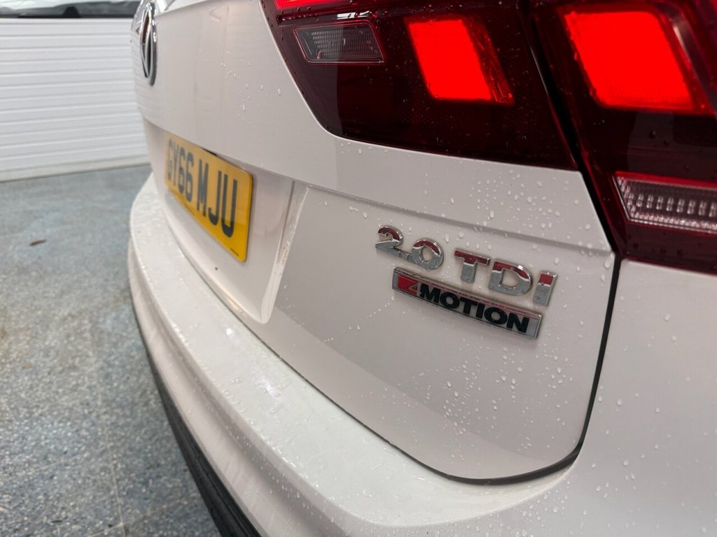 Used Volkswagen Tiguan 2016 for sale - 76776610: Photo 10