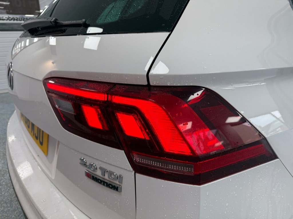 Used Volkswagen Tiguan 2016 for sale - 76776610: Photo 11