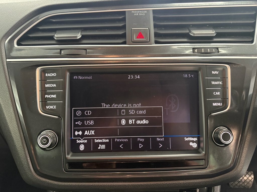 Used Volkswagen Tiguan 2016 for sale - 76776610: Photo 35