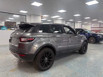 Used Land Rover Range Rover Evoque 2016 for sale - 77422663: Photo