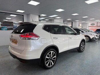 Used Nissan X-Trail 2017 for sale - 76776704: Photo