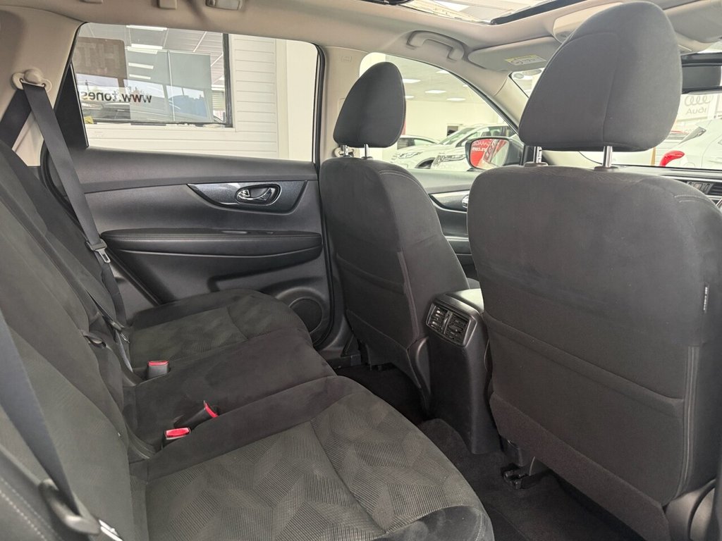 Used Nissan X-Trail 2017 for sale - 76776704: Photo 3