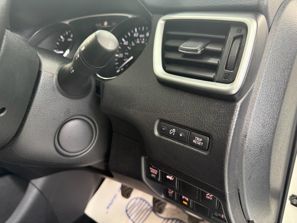 Used Nissan X-Trail 2017 for sale - 76776704: Photo 31