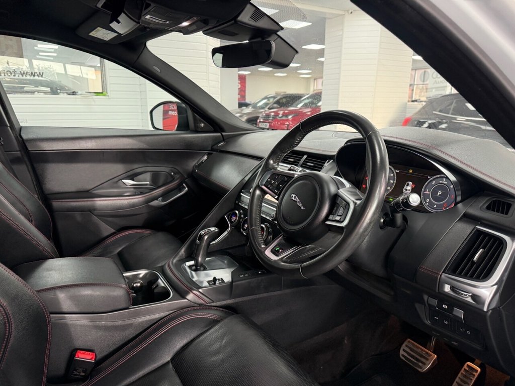 Used Jaguar E-Pace 2020 for sale - 76776591: Photo 28