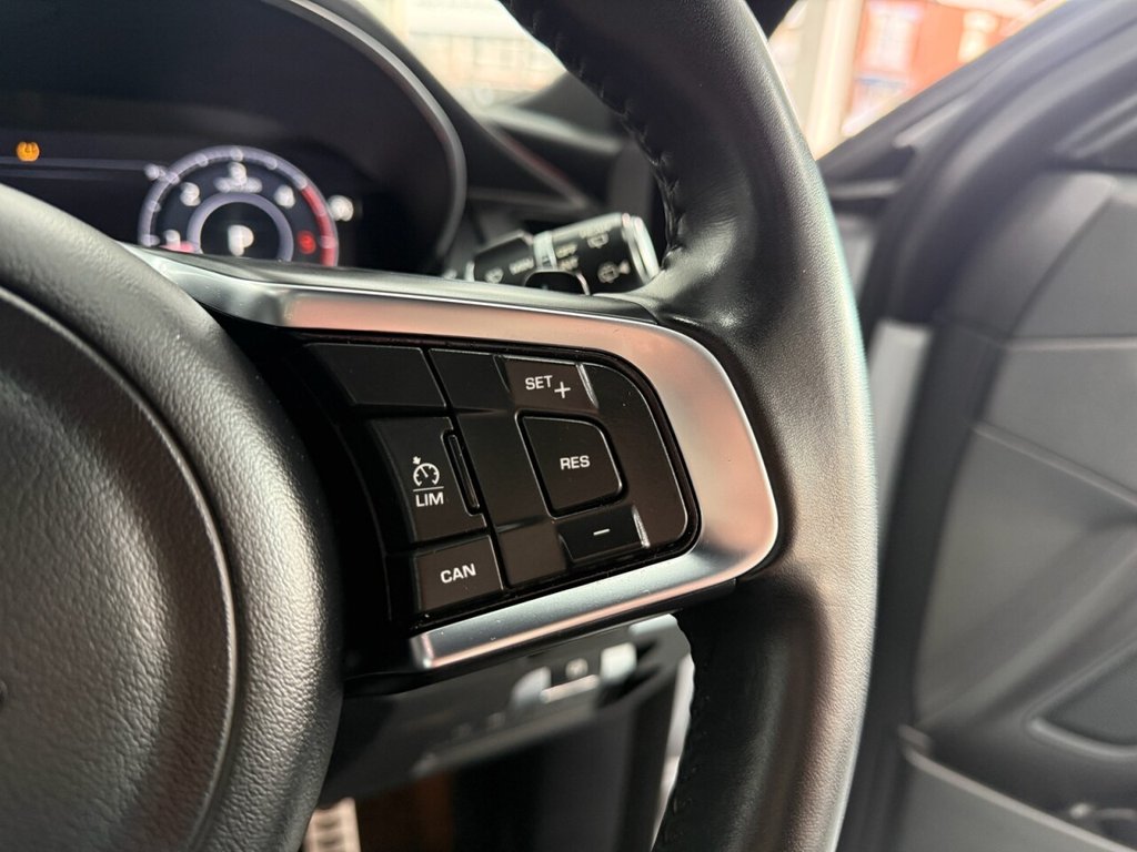 Used Jaguar E-Pace 2020 for sale - 76776591: Photo 36