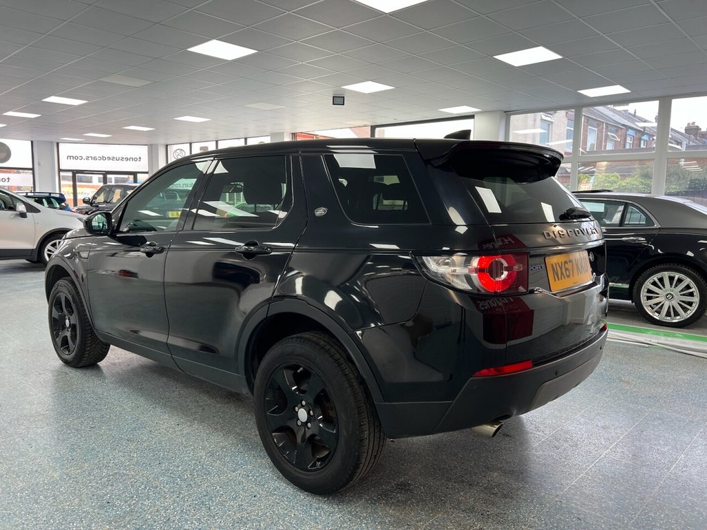 Used Land Rover Discovery Sport 2017 for sale - 77241536: Photo 11