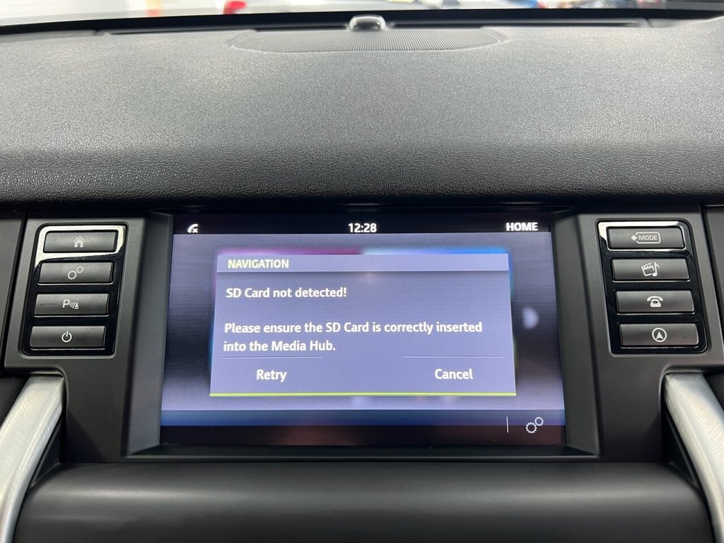 Used Land Rover Discovery Sport 2017 for sale - 77241536: Photo 33