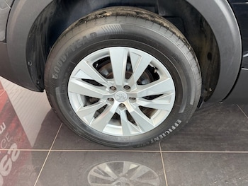 Used Peugeot 5008 2023 for sale - 79358461: Photo