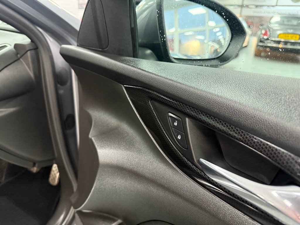 Used Vauxhall Insignia 2017 for sale - 77499474: Photo 27