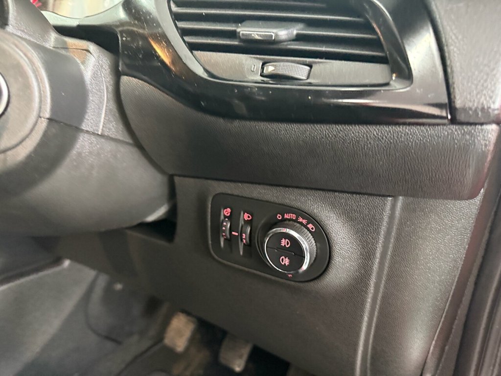 Used Vauxhall Corsa 2018 for sale - 76776663: Photo 24