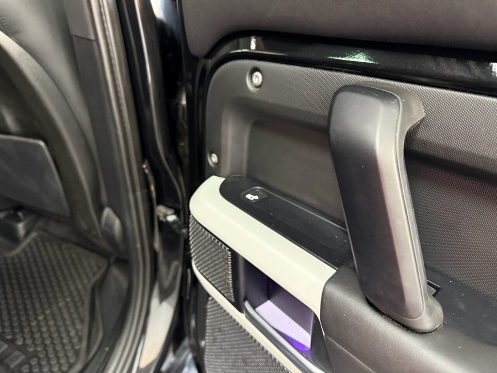 Used Land Rover Defender 2020 for sale - 78134426: Photo 6