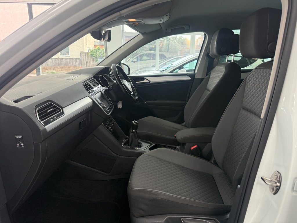 Used Volkswagen Tiguan 2016 for sale - 76776659: Photo 15