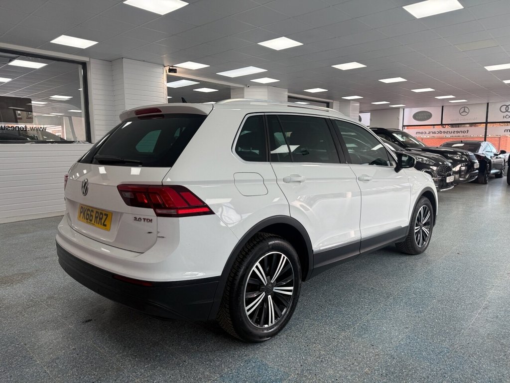 Used Volkswagen Tiguan 2016 for sale - 76776659: Photo 2