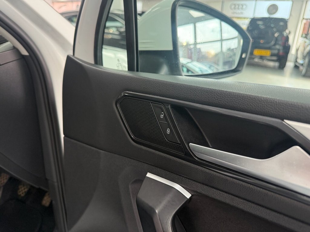 Used Volkswagen Tiguan 2016 for sale - 76776659: Photo 26