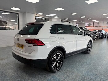 Used Volkswagen Tiguan 2016 for sale - 76776659: Photo