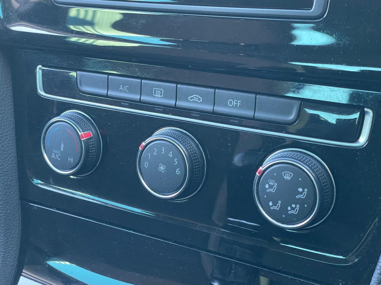 Used Volkswagen Golf 2014 for sale - 76377993: Photo 20