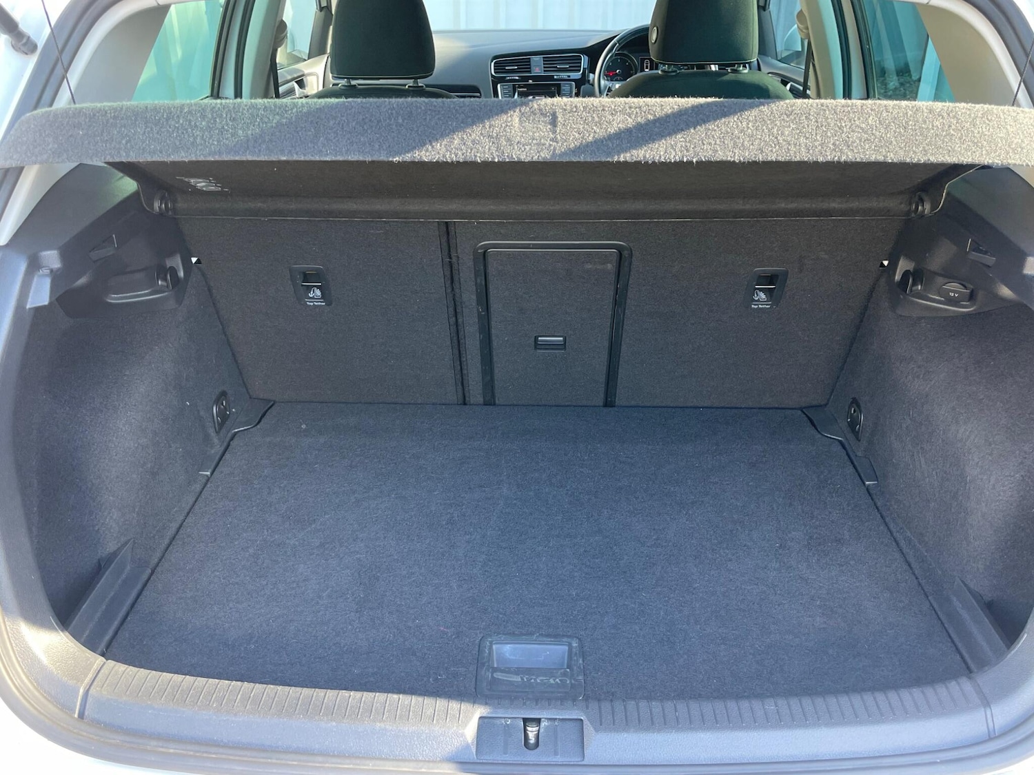 Used Volkswagen Golf 2014 for sale - 76377993: Photo 28