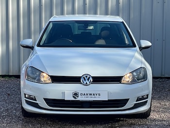 Used Volkswagen Golf 2014 for sale - 76377993: Photo
