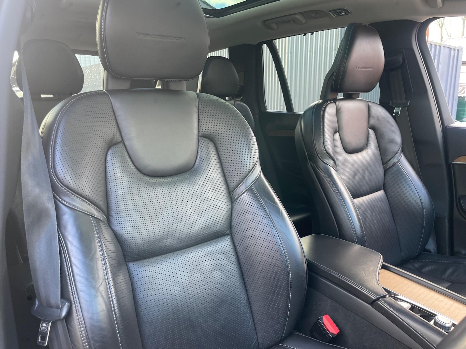 Used Volvo XC90 for sale - 77705064: Photo 11