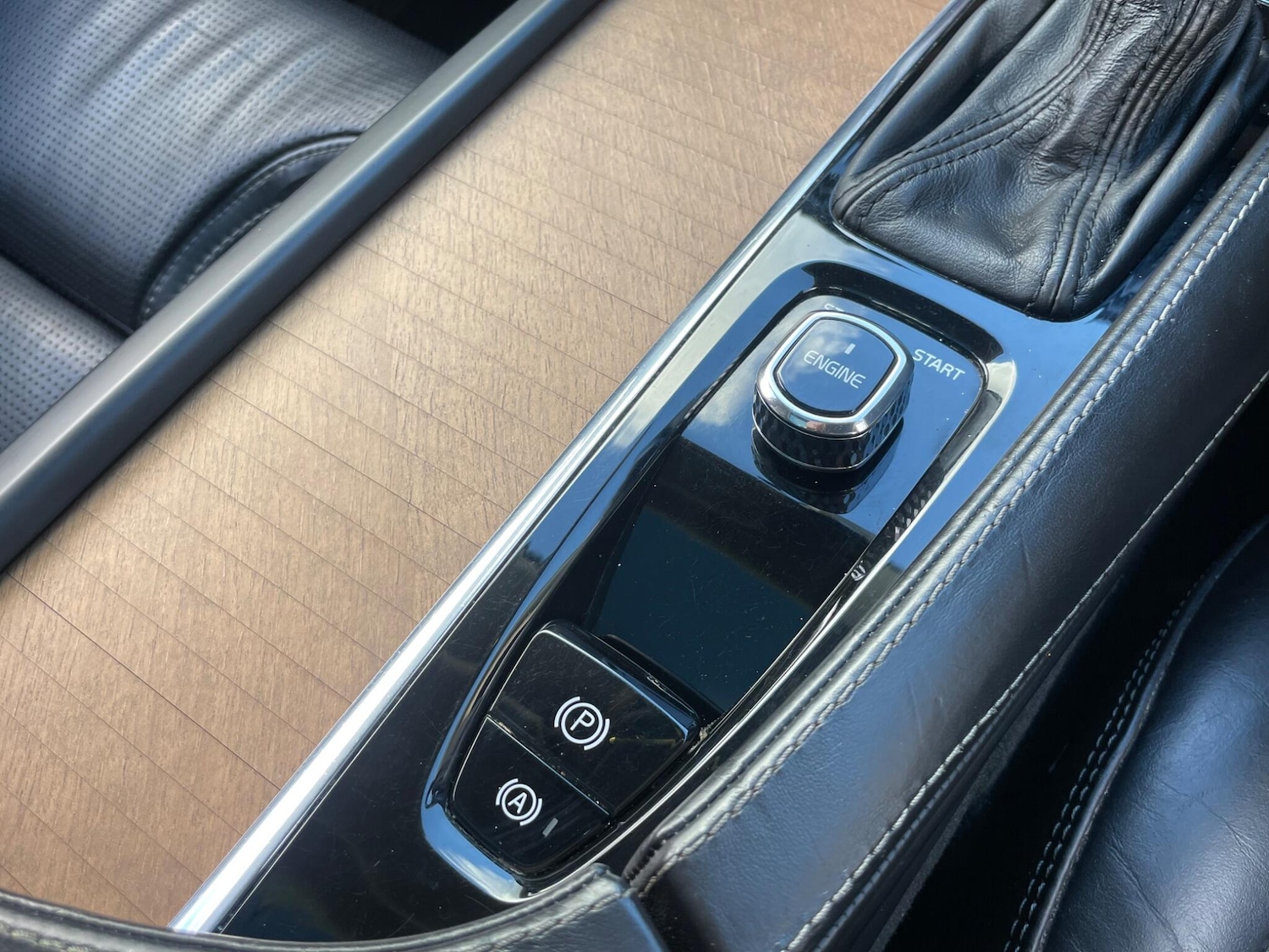 Used Volvo XC90 for sale - 77705064: Photo 27