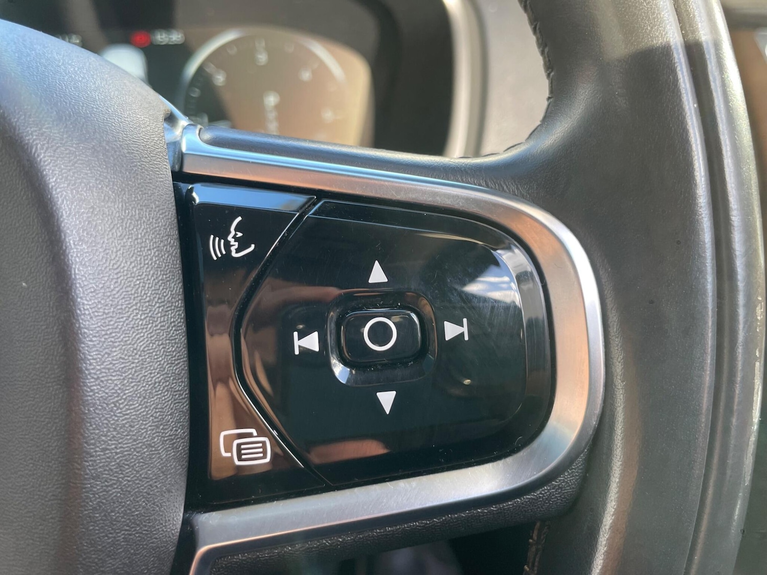 Used Volvo XC90 for sale - 77705064: Photo 30