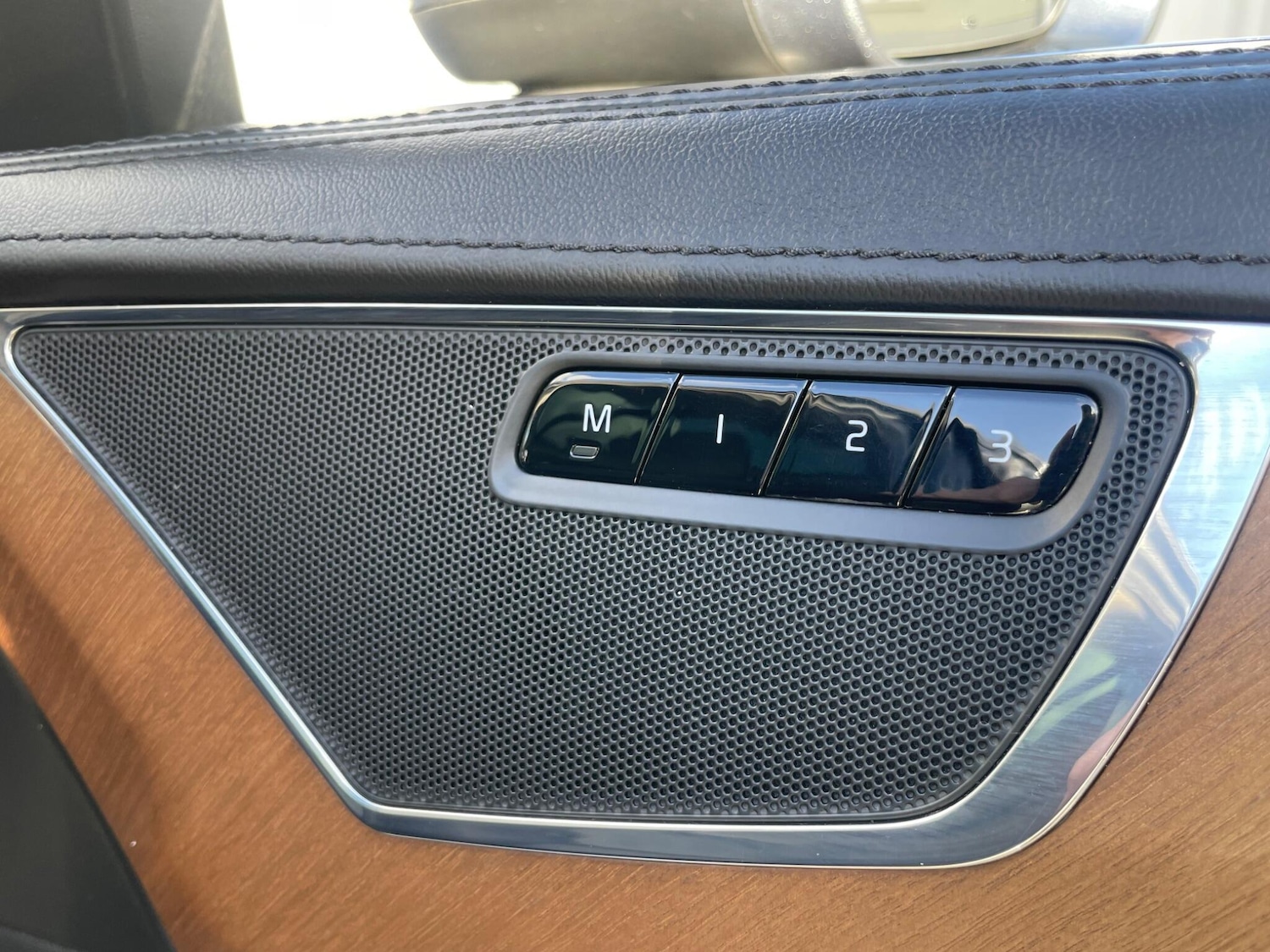 Used Volvo XC90 for sale - 77705064: Photo 32