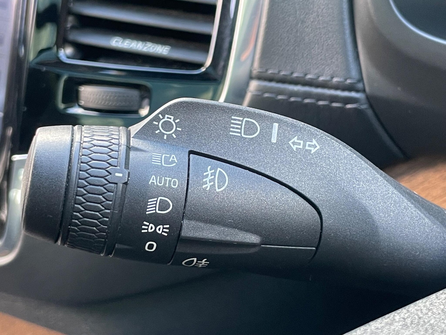 Used Volvo XC90 for sale - 77705064: Photo 33