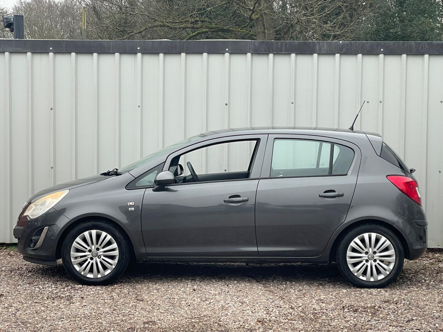 Used Vauxhall Corsa 2011 for sale - 77425184: Photo 8