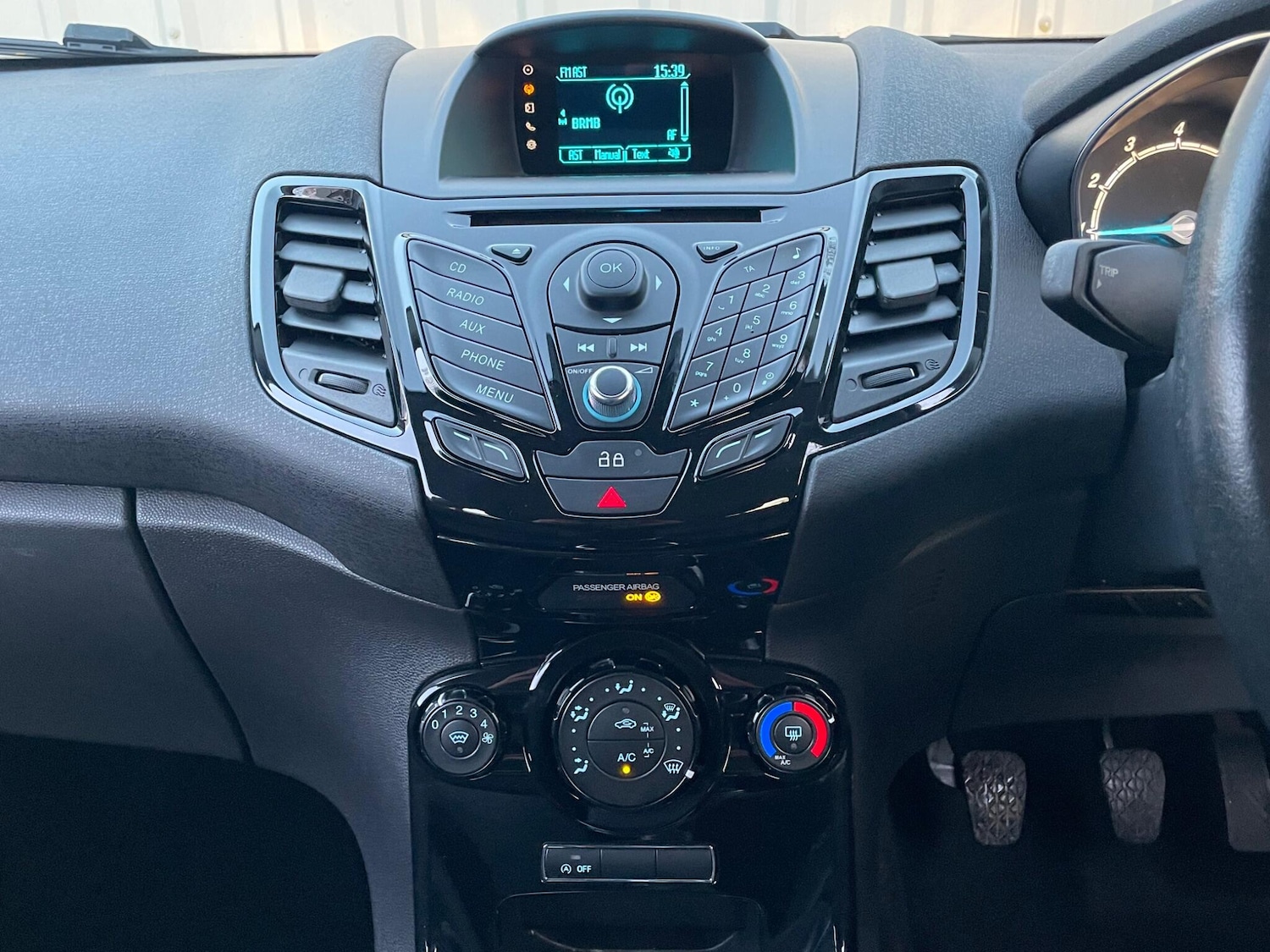 Used Ford Fiesta 2014 for sale - 77067120: Photo 15