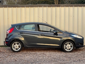 Used Ford Fiesta 2014 for sale - 77067120: Photo