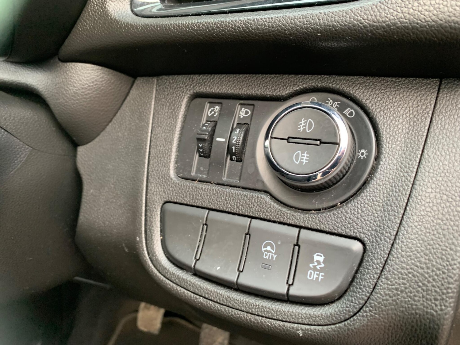 Used Vauxhall Viva 2017 for sale - 77395792: Photo 19