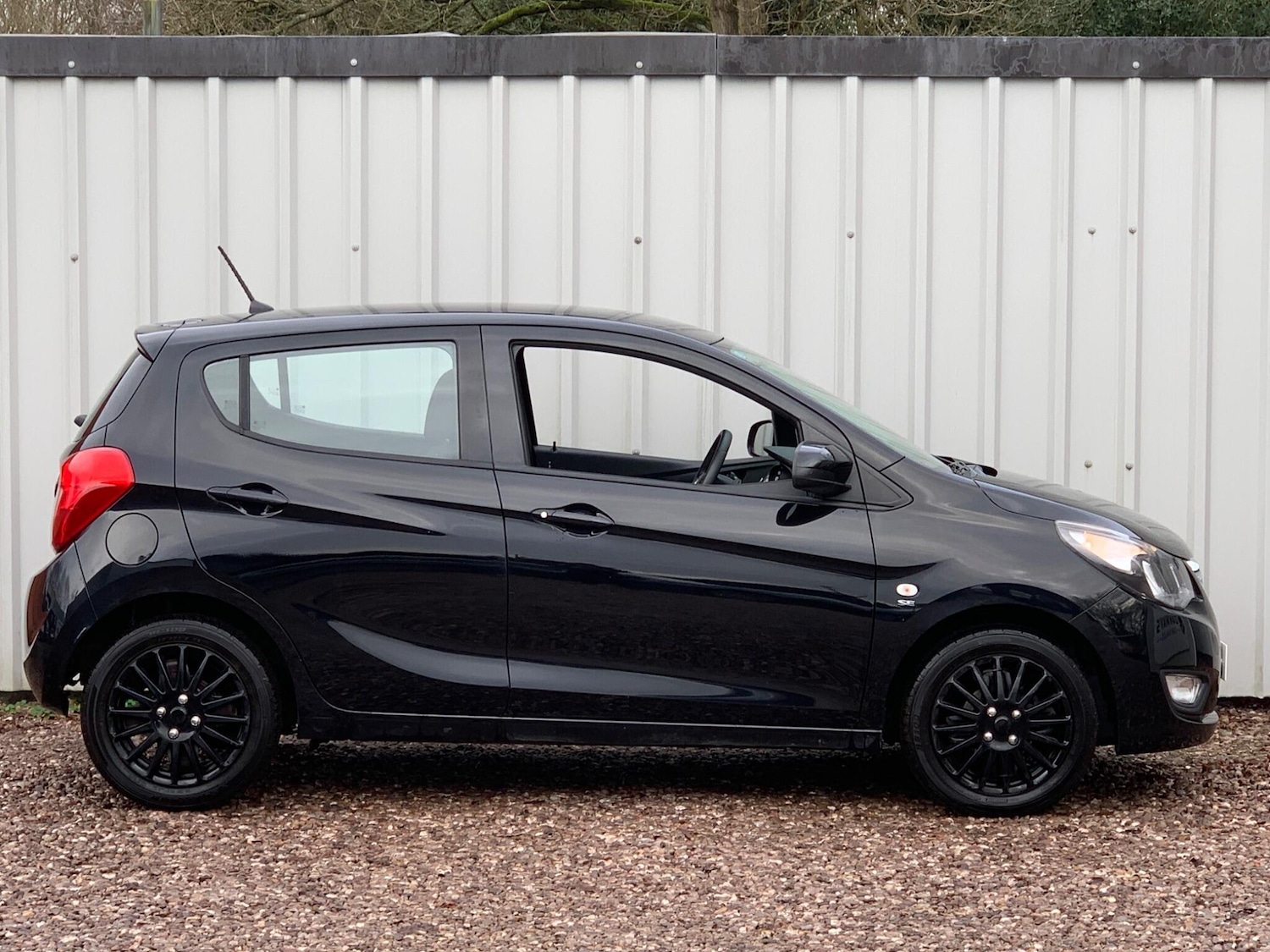 Used Vauxhall Viva 2017 for sale - 77395792: Photo 4