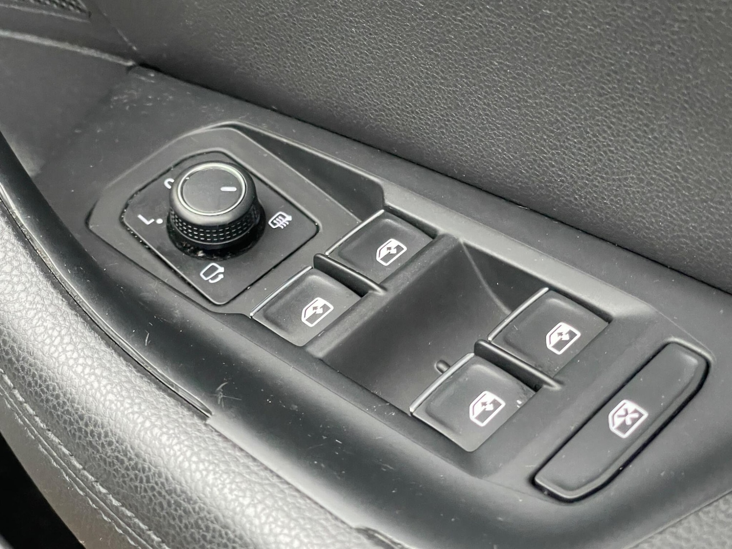 Used Volkswagen Passat 2016 for sale - 76550041: Photo 31