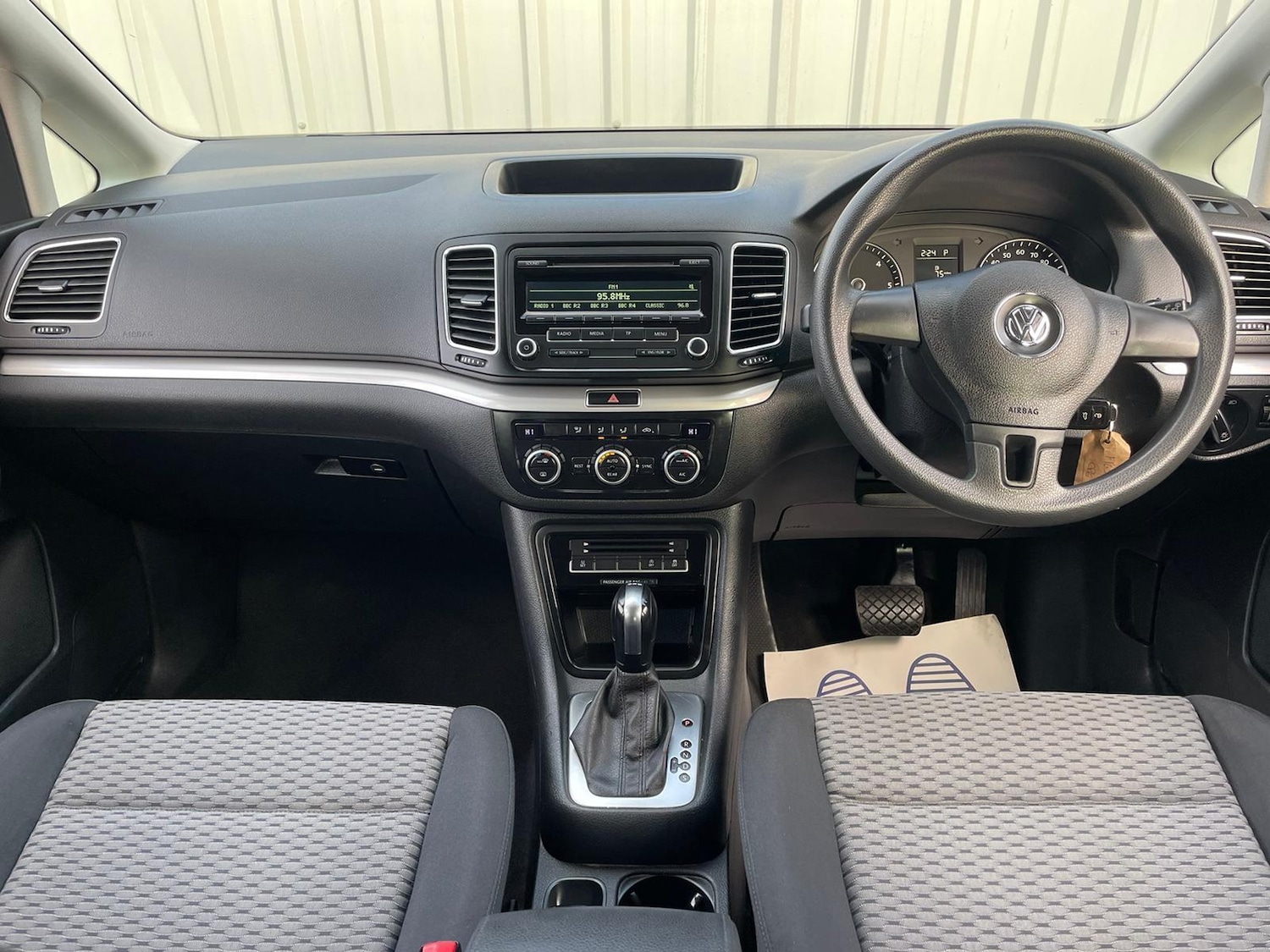 Used Volkswagen Sharan 2014 for sale - 77066731: Photo 14