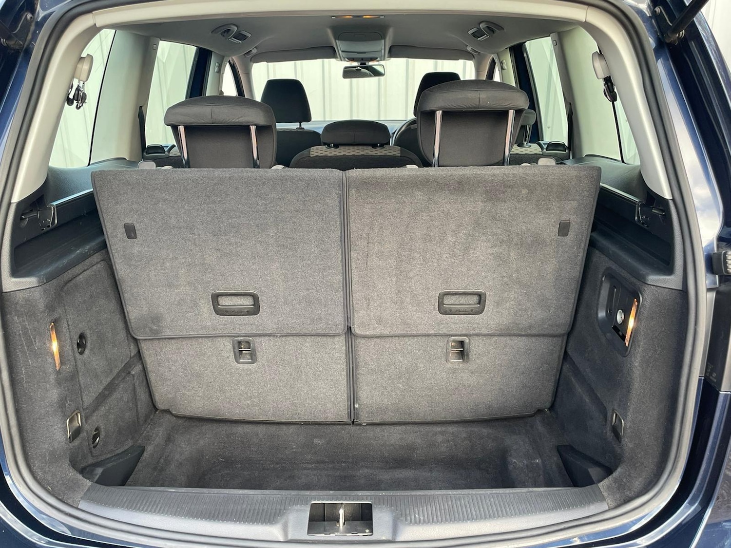 Used Volkswagen Sharan 2014 for sale - 77066731: Photo 26