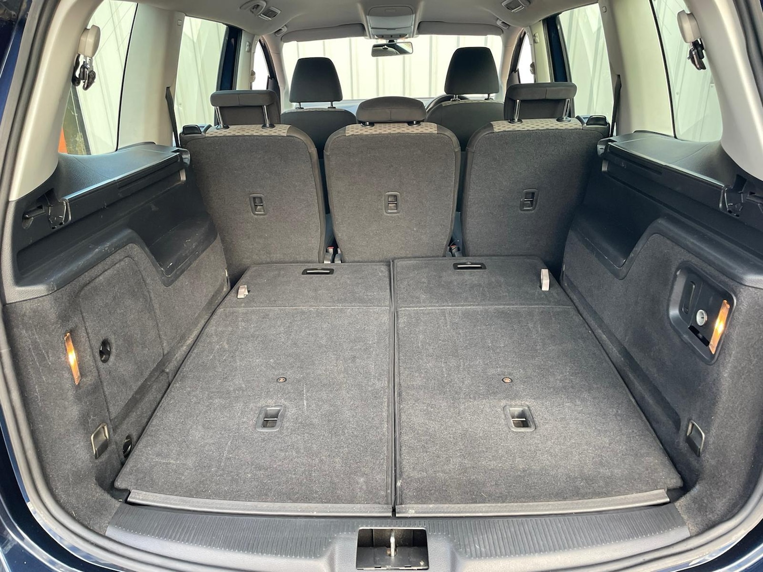 Used Volkswagen Sharan 2014 for sale - 77066731: Photo 27