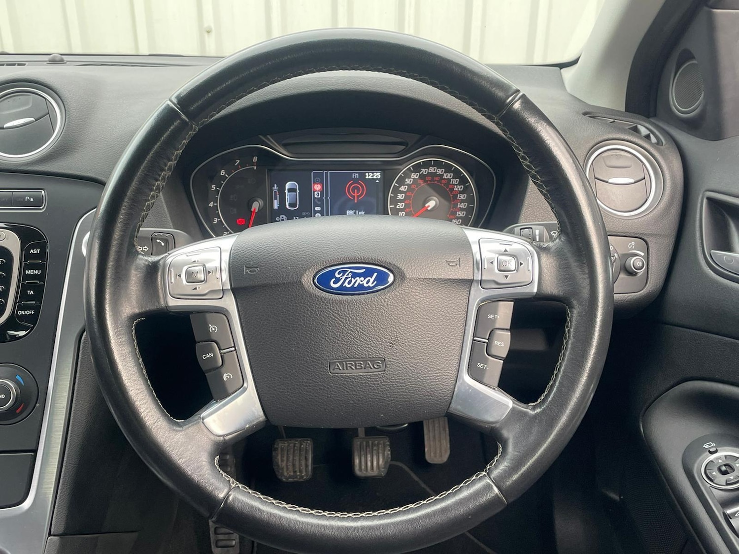 Used Ford Mondeo for sale - 77216290: Photo 14