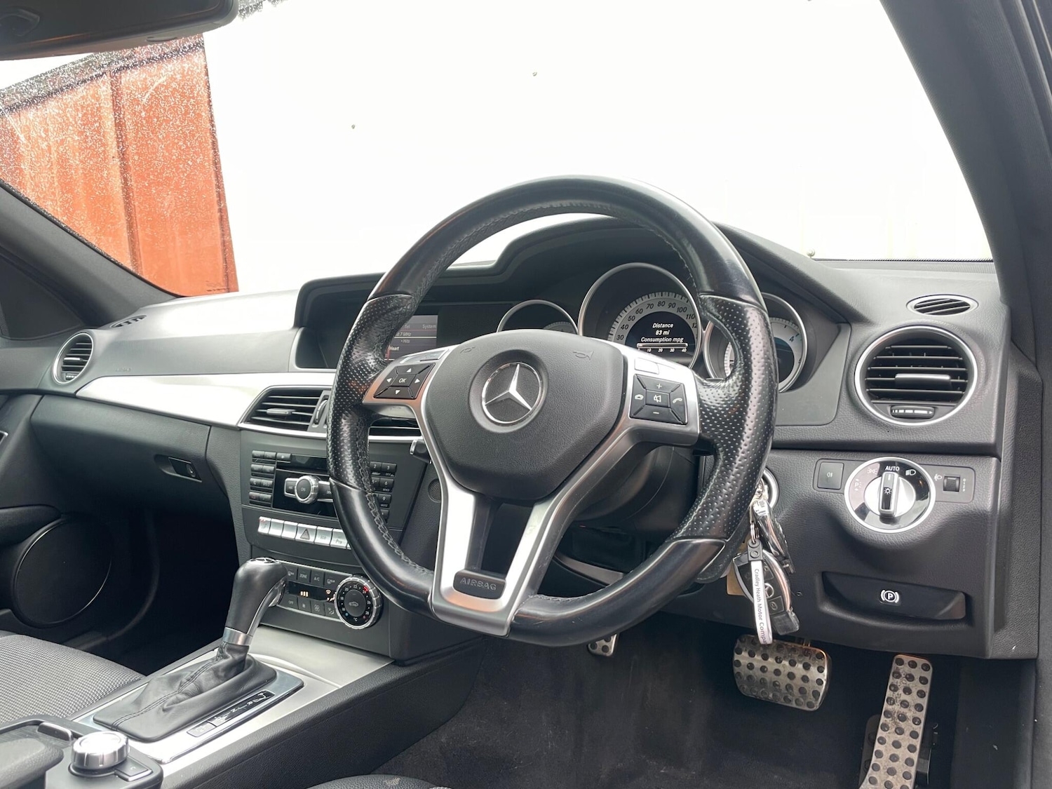 Used Mercedes-Benz C Class 2013 for sale - 77479548: Photo 10