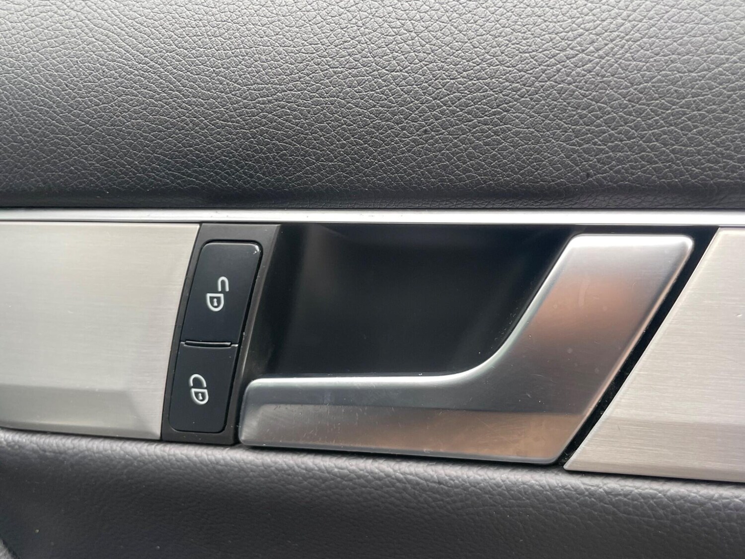 Used Mercedes-Benz C Class 2013 for sale - 77479548: Photo 28