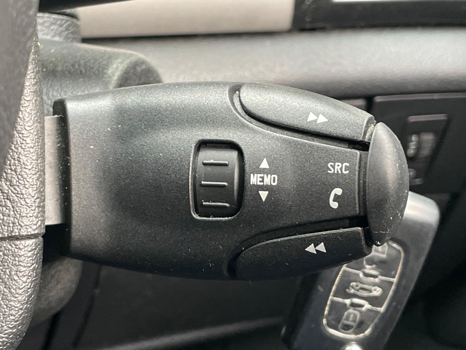 Used Peugeot 407 2010 for sale - 76992465: Photo 20