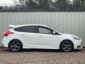 Used Ford Focus 2013 for sale - 77320624: Photo
