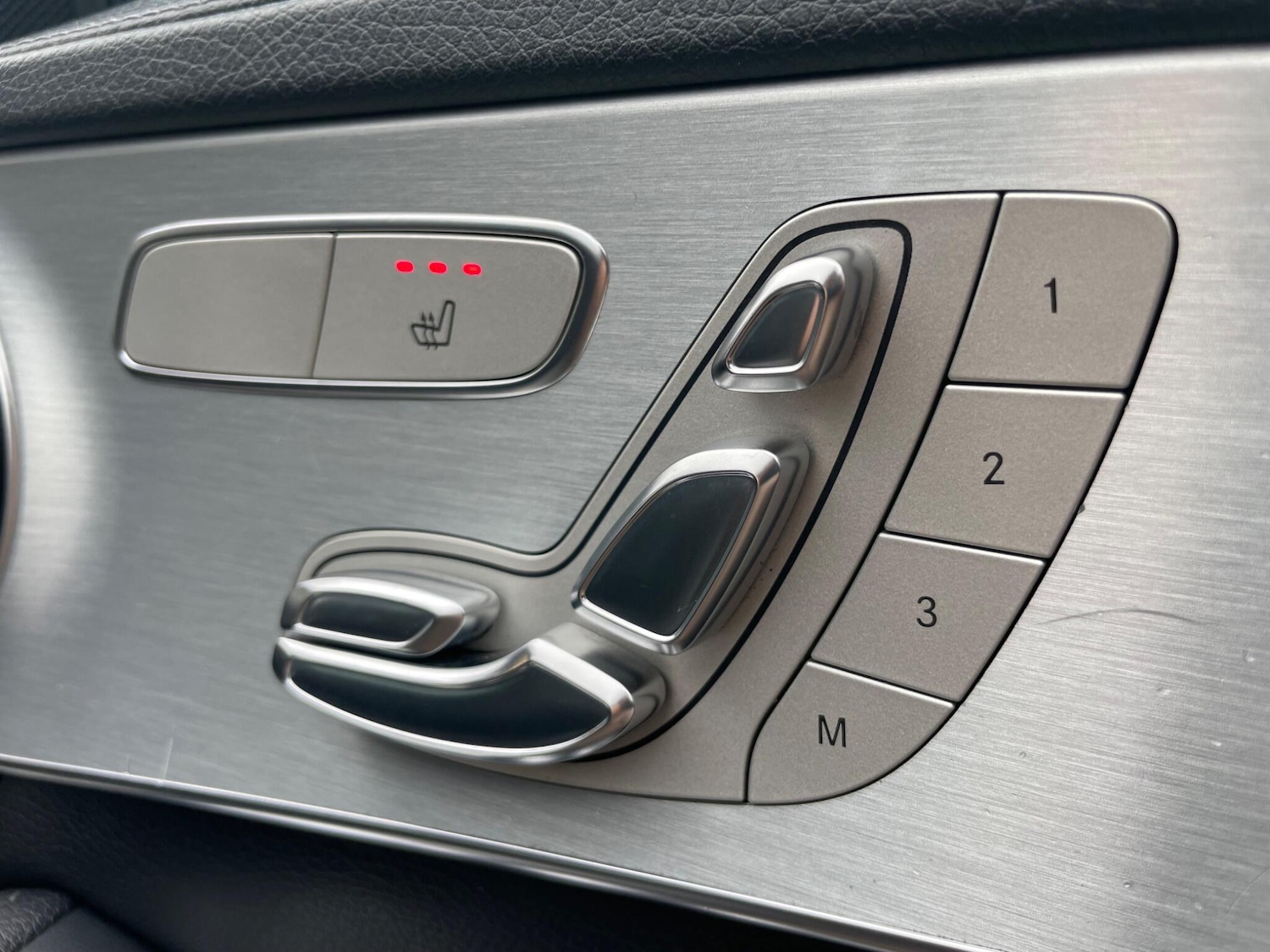 Used Mercedes-Benz C Class 2014 for sale - 76513158: Photo 27