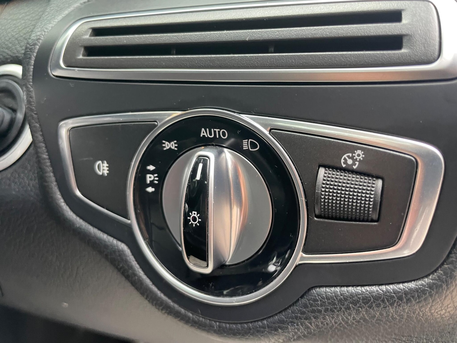 Used Mercedes-Benz C Class 2014 for sale - 76513158: Photo 29